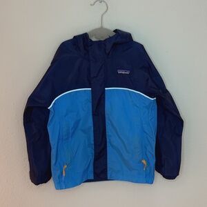 Patagonia rain jacket 4T